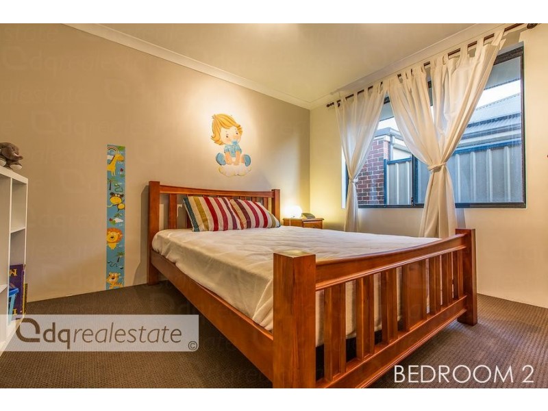 27 Spring Hill, Tapping WA 6065