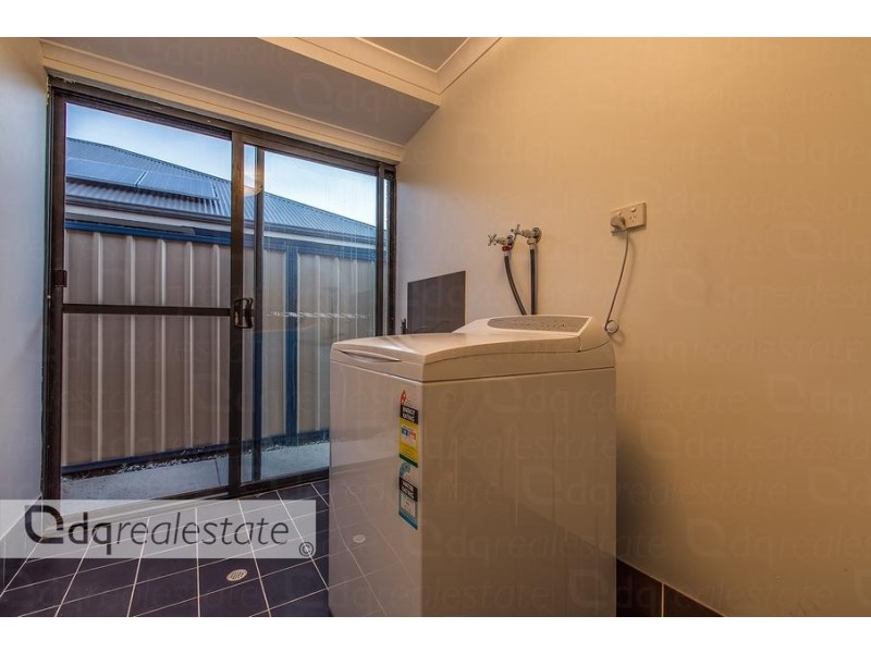 27 Spring Hill, Tapping WA 6065