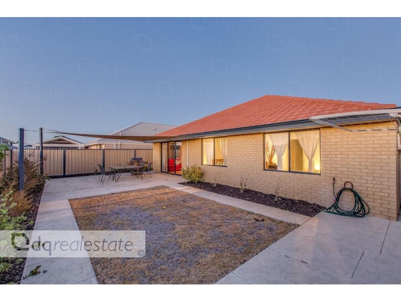 27 Spring Hill, Tapping WA 6065