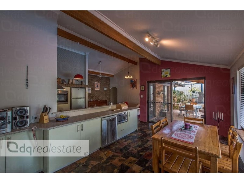 4 Treetop Avenue, Edgewater WA 6027