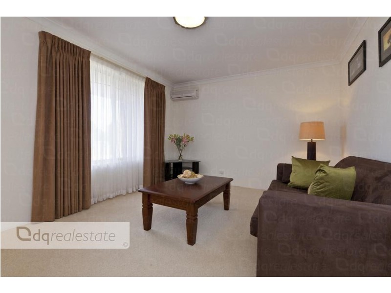 16 Sandilands Circuit, Tapping WA 6065