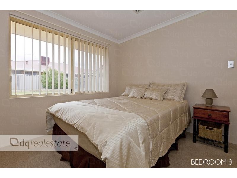 16 Sandilands Circuit, Tapping WA 6065