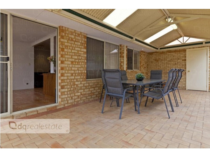 16 Sandilands Circuit, Tapping WA 6065