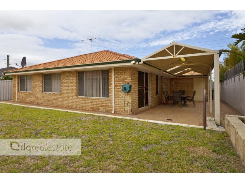 16 Sandilands Circuit, Tapping WA 6065