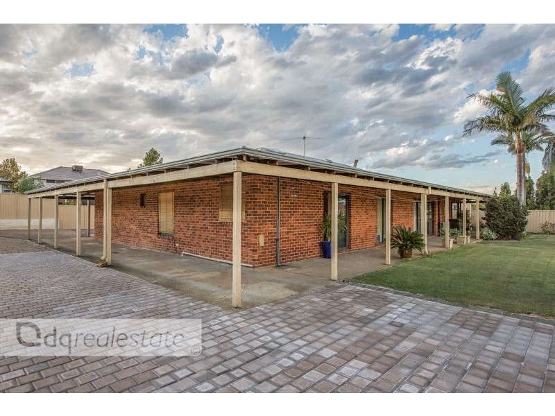 7 Tantallon Bend, Darch WA 6065