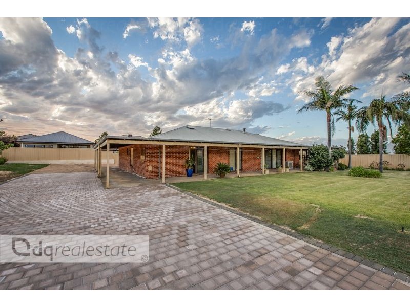 7 Tantallon Bend, Darch WA 6065