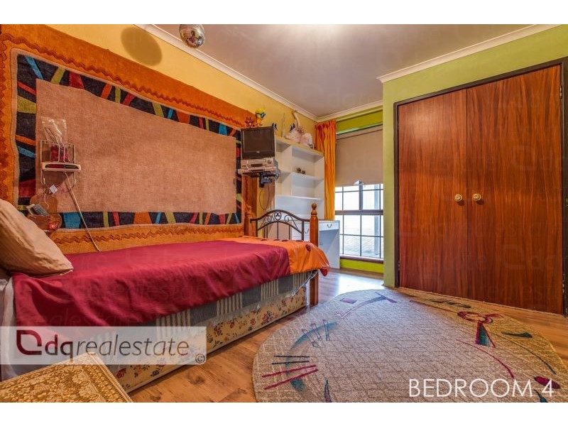 7 Tantallon Bend, Darch WA 6065