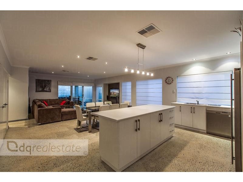 76 Appleby Dr, Darch WA 6065