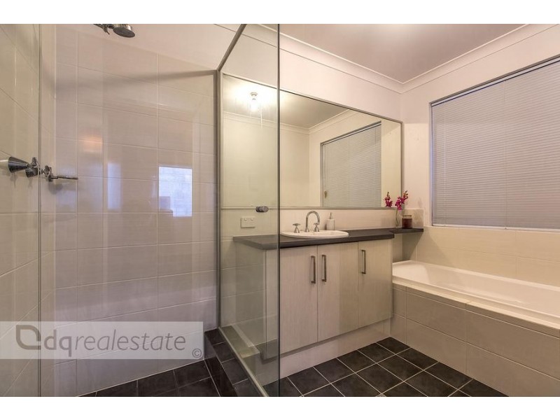 76 Appleby Dr, Darch WA 6065