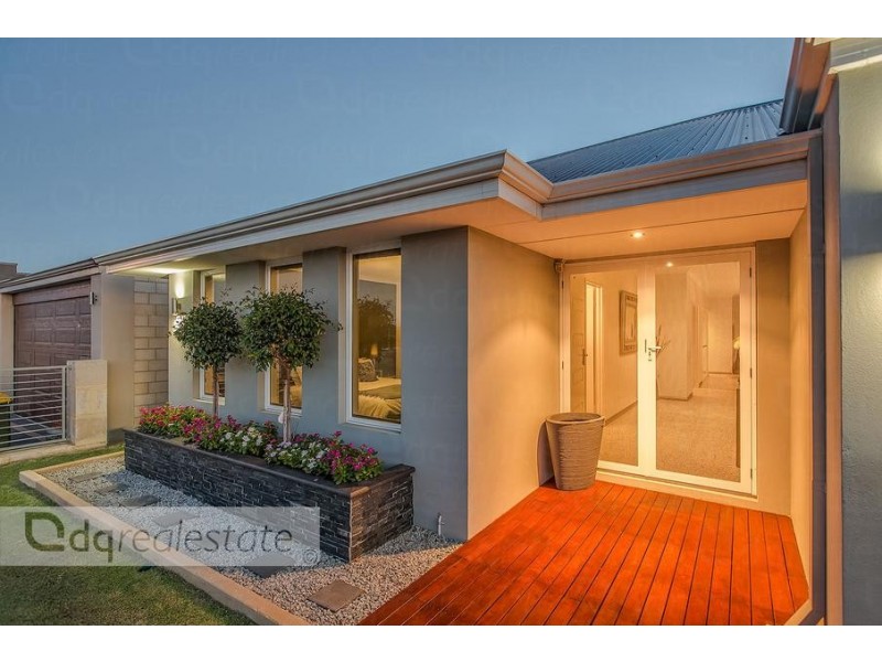 76 Appleby Dr, Darch WA 6065