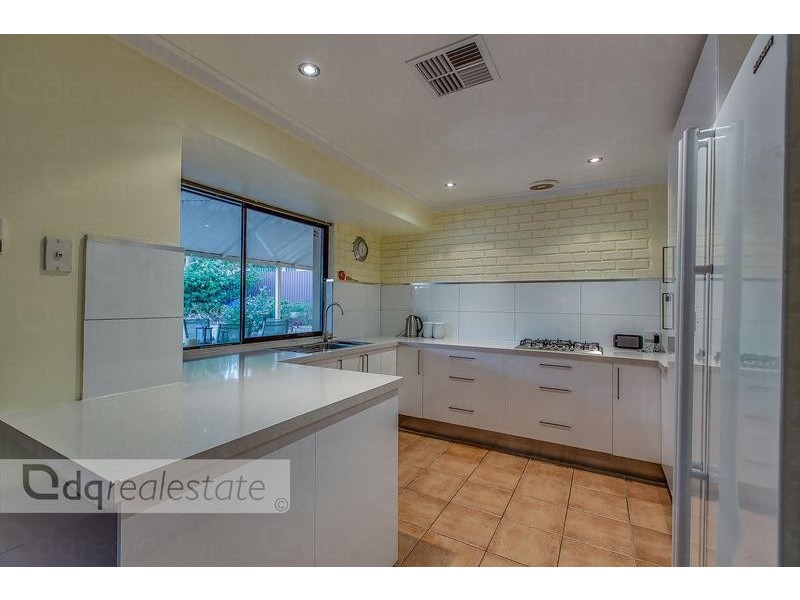 32 Pioneer Drive, Edgewater WA 6027