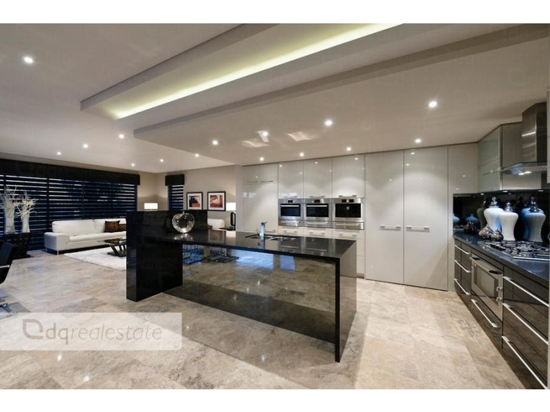 8 Nidjalla Loop, Swanbourne WA 6010