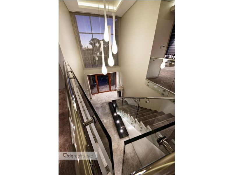 8 Nidjalla Loop, Swanbourne WA 6010