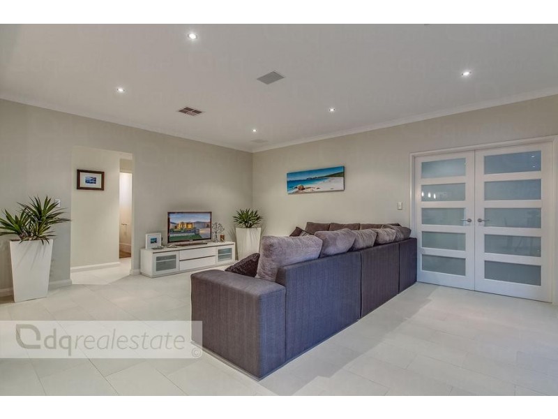 7 Durand Way, Tapping WA 6065