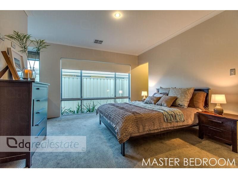 69 Cook Avenue, Hillarys WA 6025