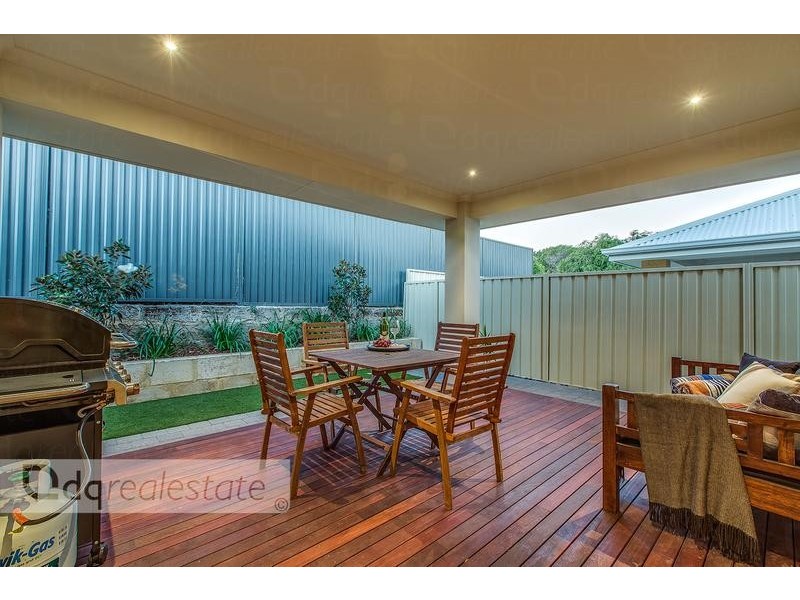 69 Cook Avenue, Hillarys WA 6025