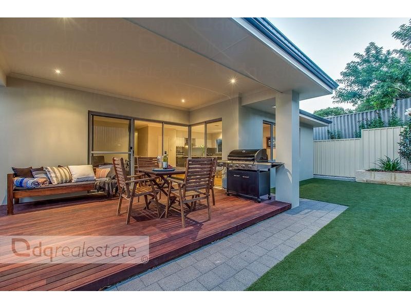 69 Cook Avenue, Hillarys WA 6025