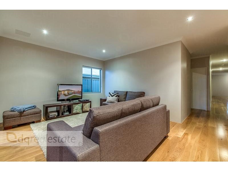 69 Cook Avenue, Hillarys WA 6025