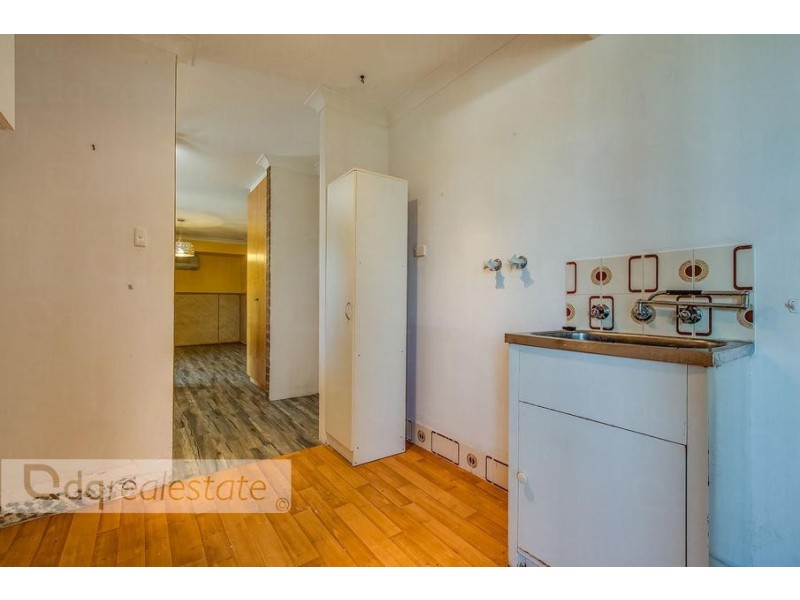 67 Treetop Avenue, Edgewater WA 6027