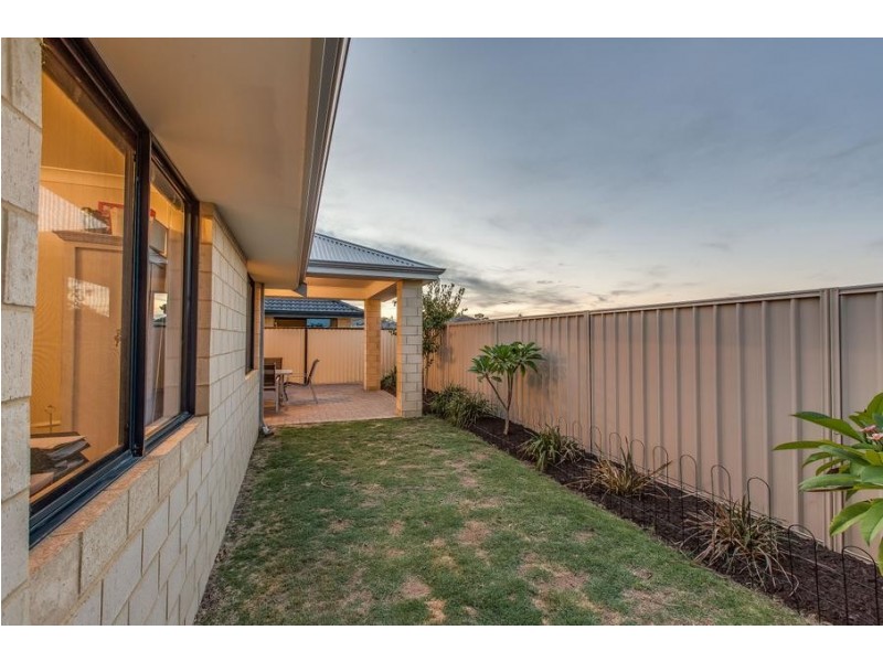 67 Treetop Avenue, Edgewater WA 6027