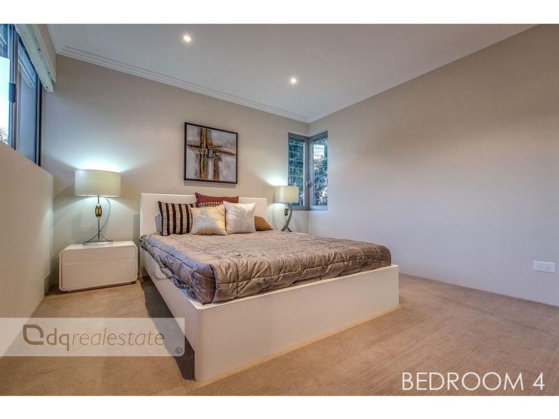 13 Pinnata Mews, Churchlands WA 6018