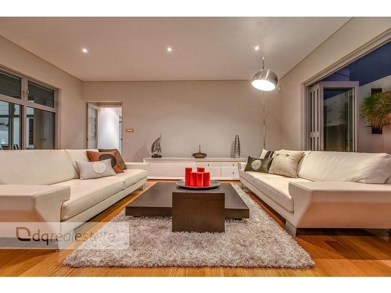 13 Pinnata Mews, Churchlands WA 6018