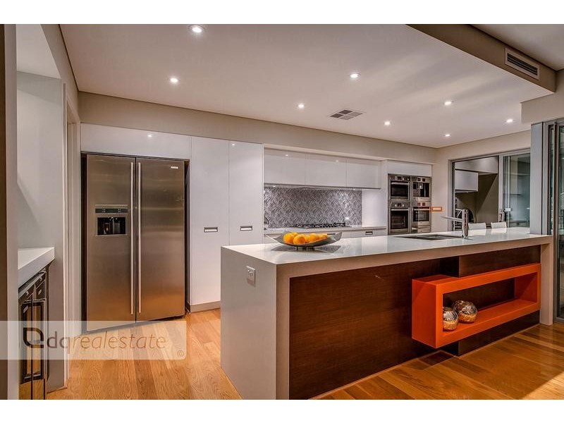 13 Pinnata Mews, Churchlands WA 6018