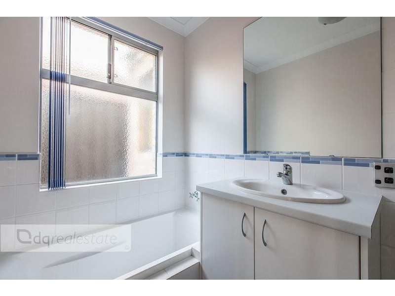 17 Boldwood Road, Banksia Grove WA 6031