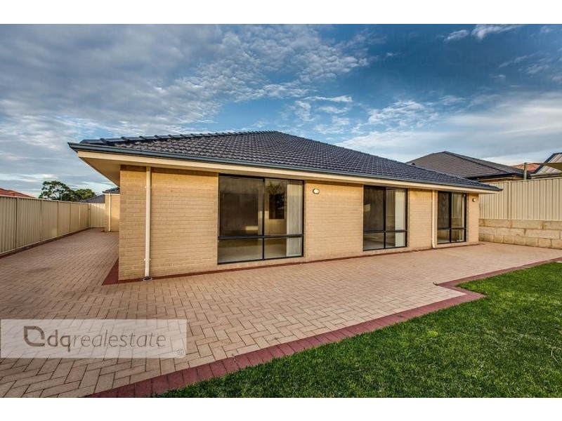67 Crosthwait Circle, Tapping WA 6065