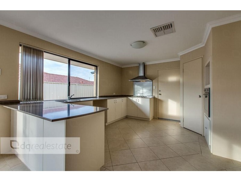 67 Crosthwait Circle, Tapping WA 6065