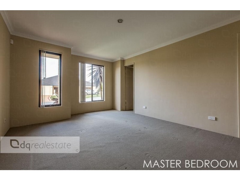 67 Crosthwait Circle, Tapping WA 6065