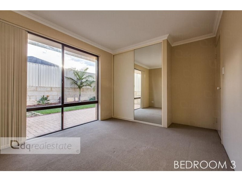 67 Crosthwait Circle, Tapping WA 6065