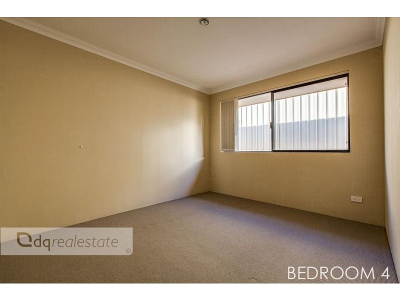 67 Crosthwait Circle, Tapping WA 6065