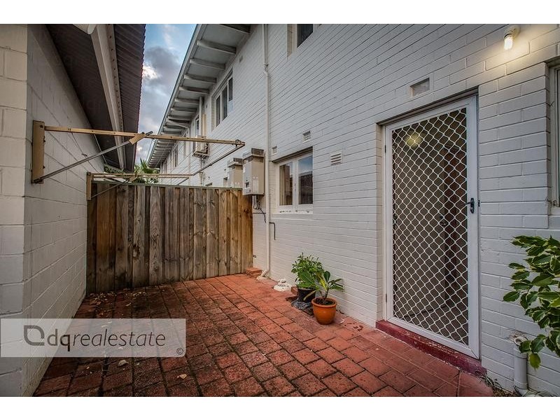 7/3 Derrington Crescent, Balga WA 6061