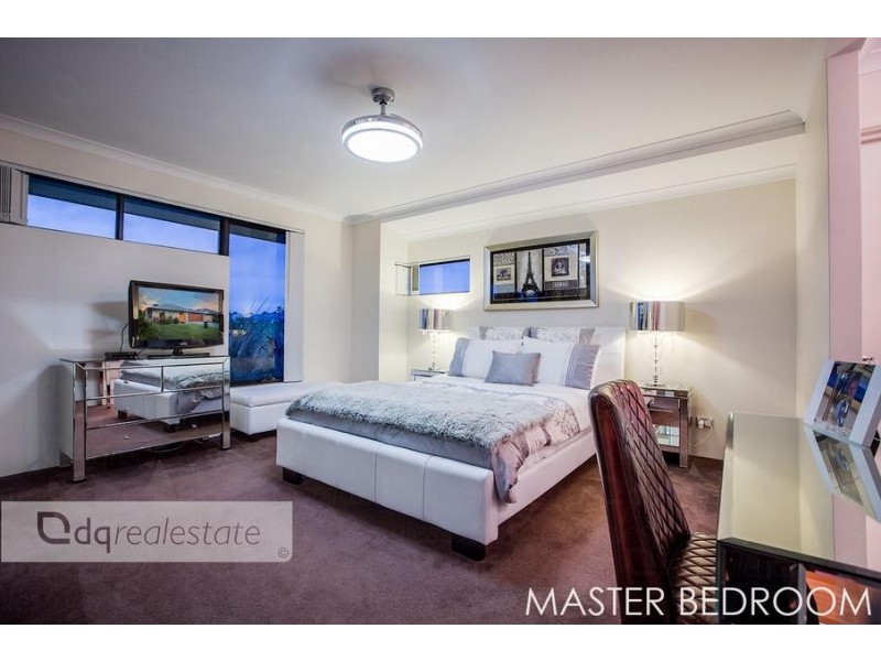 10 Crimson Way, Tapping WA 6065