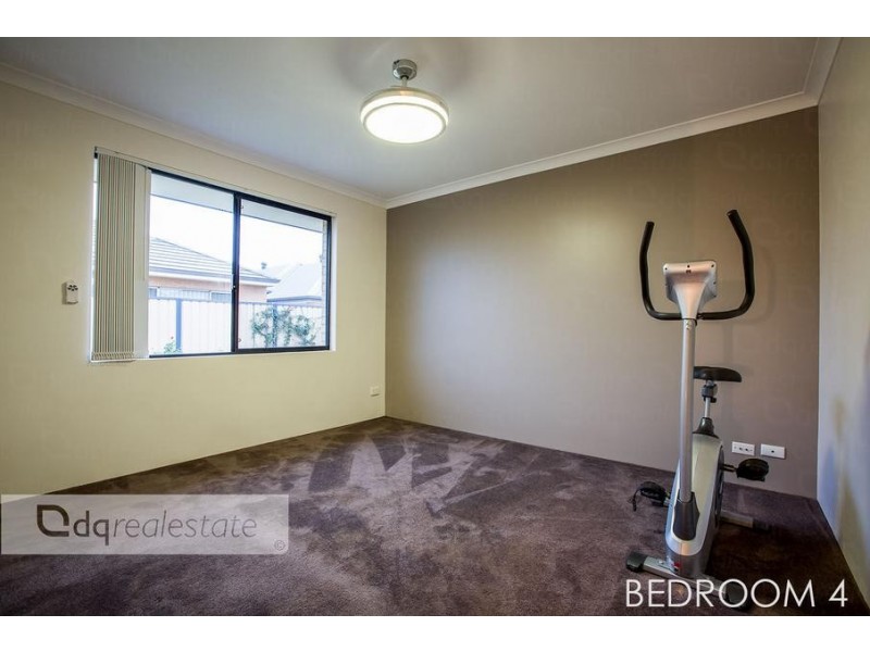 10 Crimson Way, Tapping WA 6065