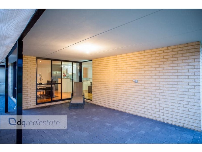 10 Crimson Way, Tapping WA 6065