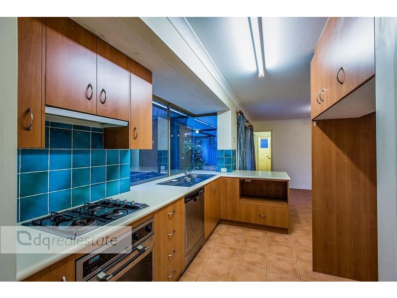 1 Dawn Place, Beldon WA 6027