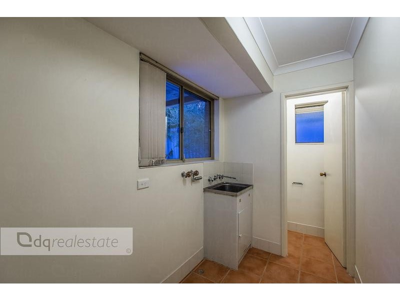 1 Dawn Place, Beldon WA 6027