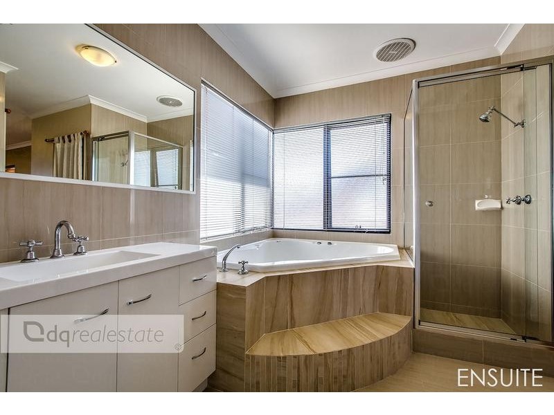 8 Seaham Way, Mindarie WA 6030