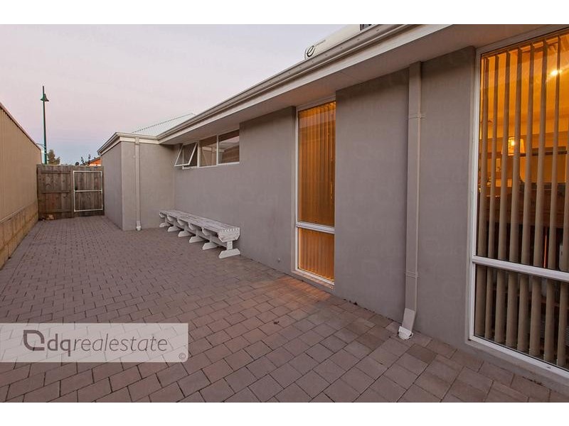 3 Cozens Road, Tapping WA 6065