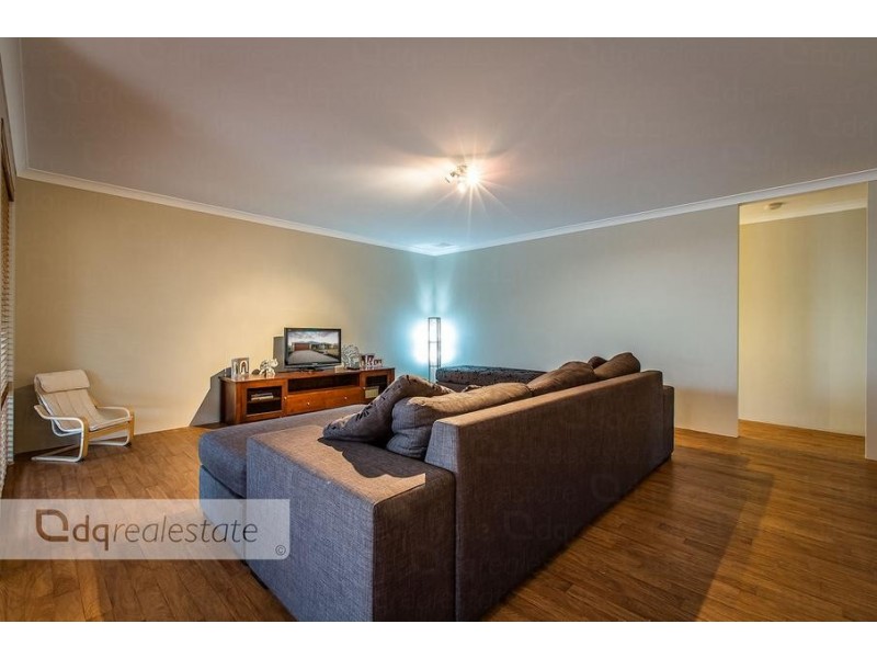 11 Carothers Meander, Tapping WA 6065