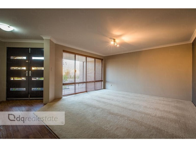 11 Carothers Meander, Tapping WA 6065