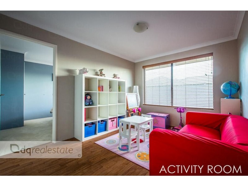 11 Carothers Meander, Tapping WA 6065