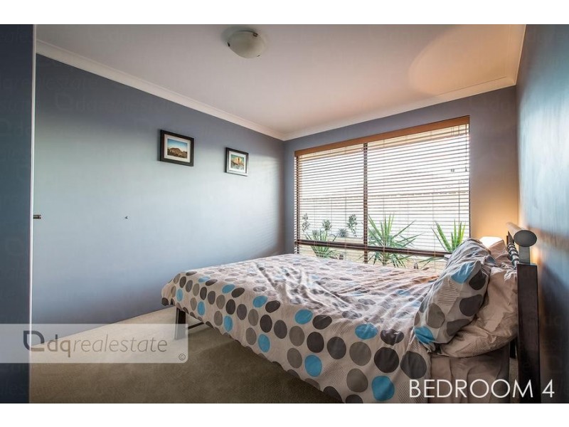 11 Carothers Meander, Tapping WA 6065