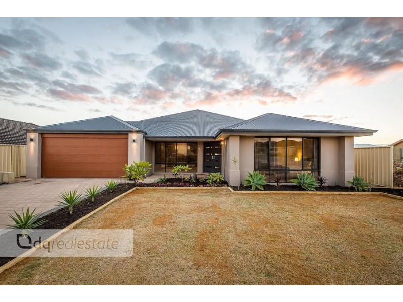 11 Carothers Meander, Tapping WA 6065