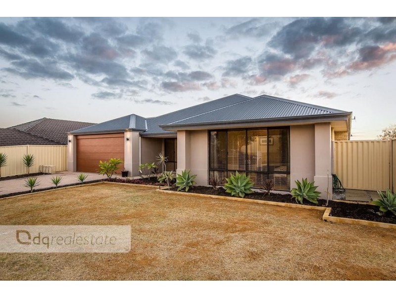 11 Carothers Meander, Tapping WA 6065