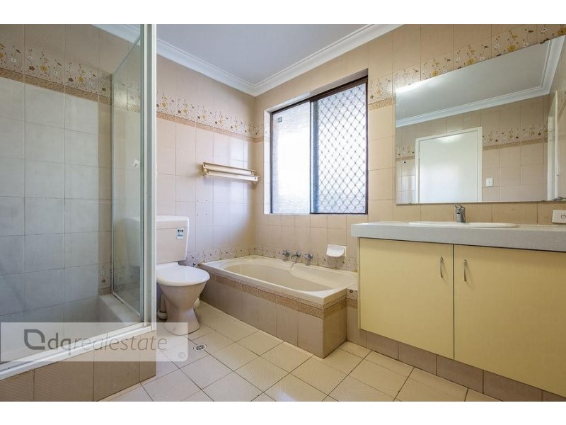 32 Ridgehaven Ramble, Ballajura WA 6066