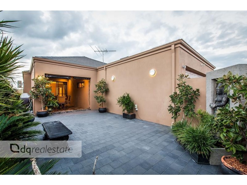 59 Tissington Drive, Darch WA 6065