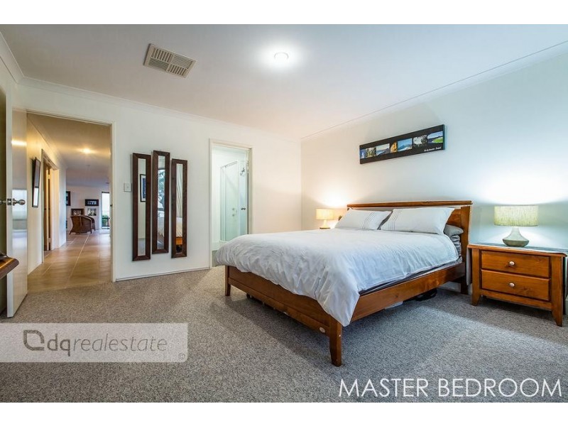 51 Crosthwait Circle, Tapping WA 6065